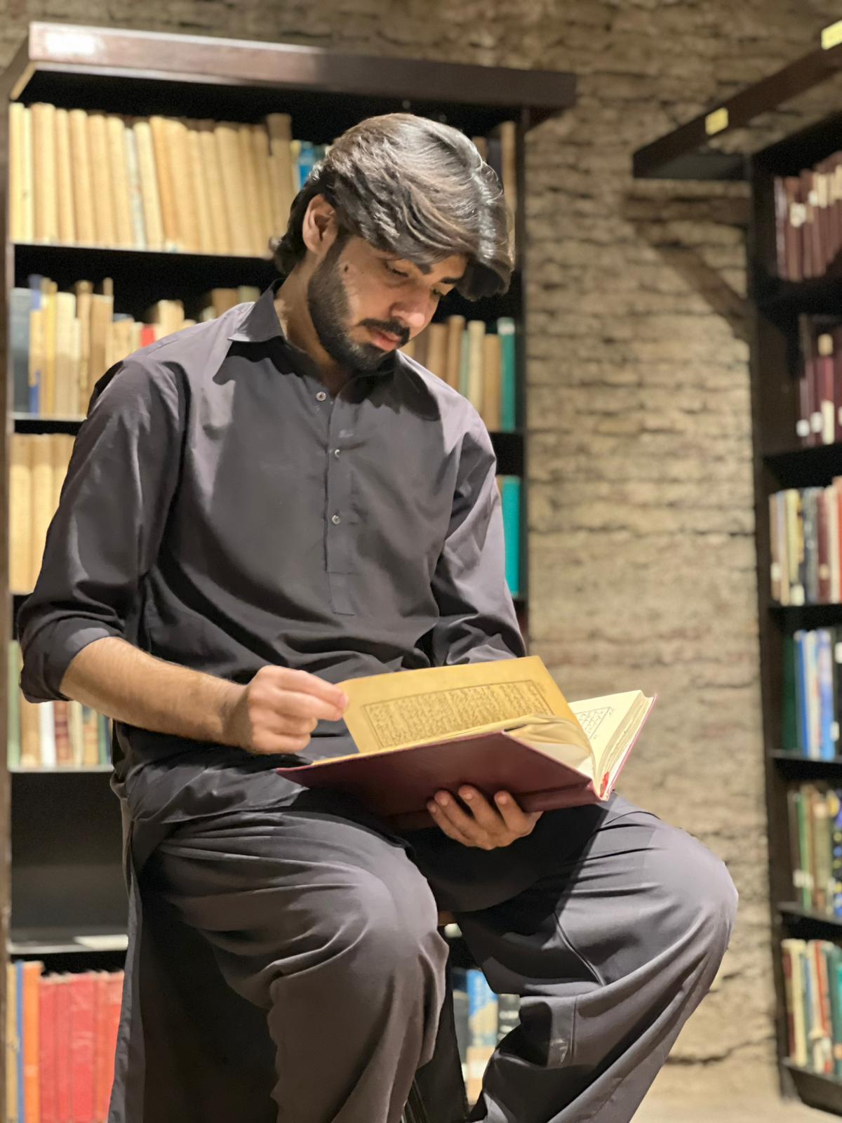 THE HERITAGE KURTA - Qadr Collection